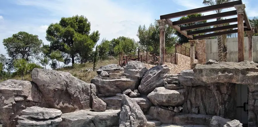 artificial rocks mallorca