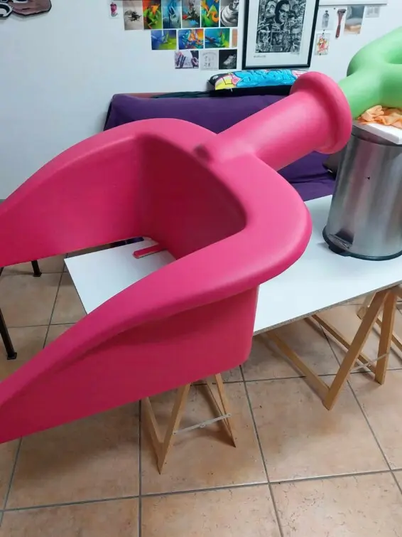 thematication of BLACK LIGHT MINIGOLF