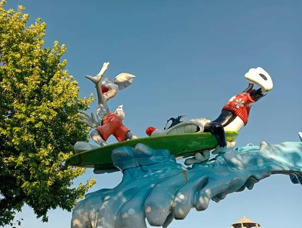 themed public art design and construction  <br />