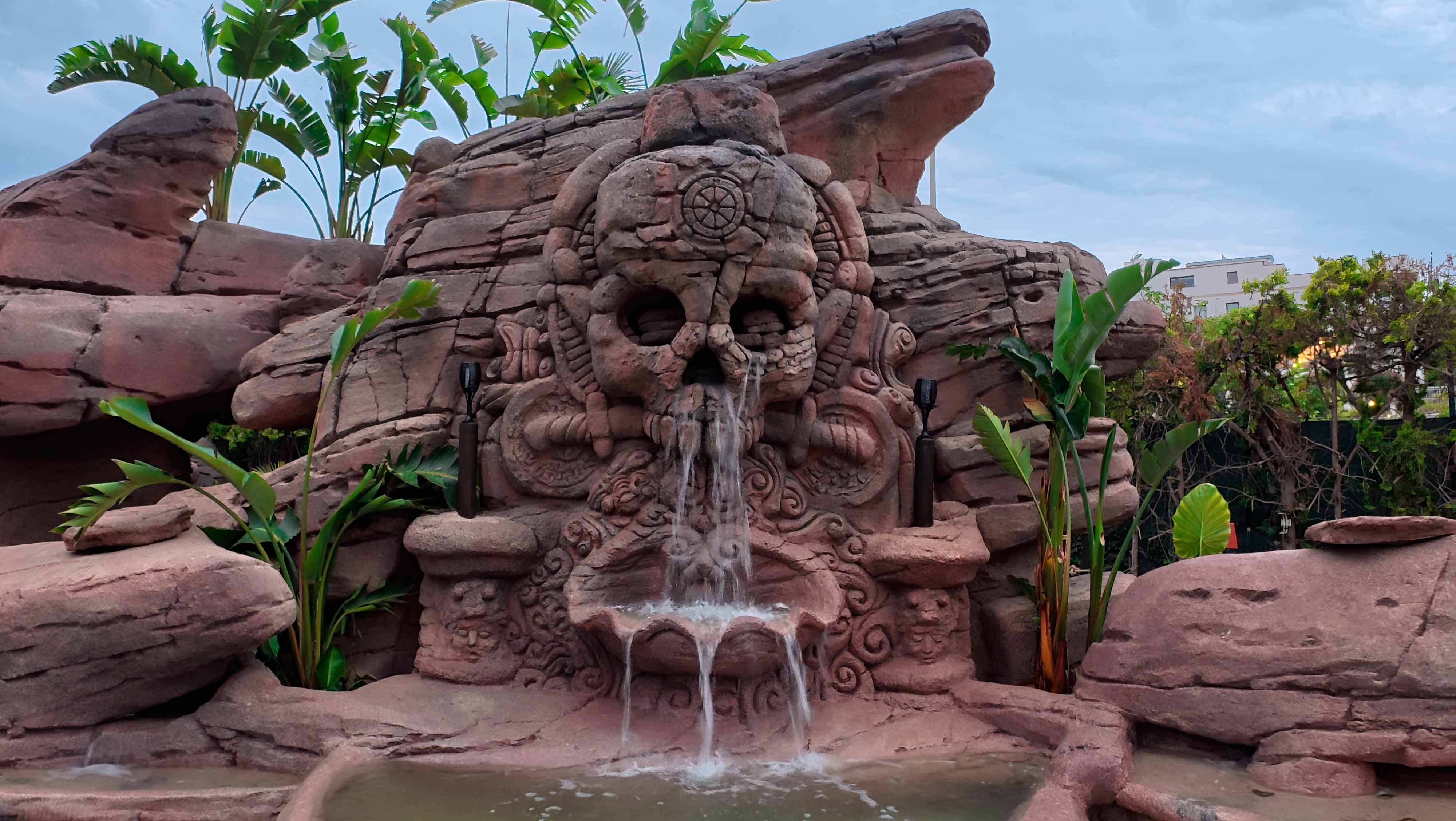 mallorca new minigolf lost island minigolf david theming works