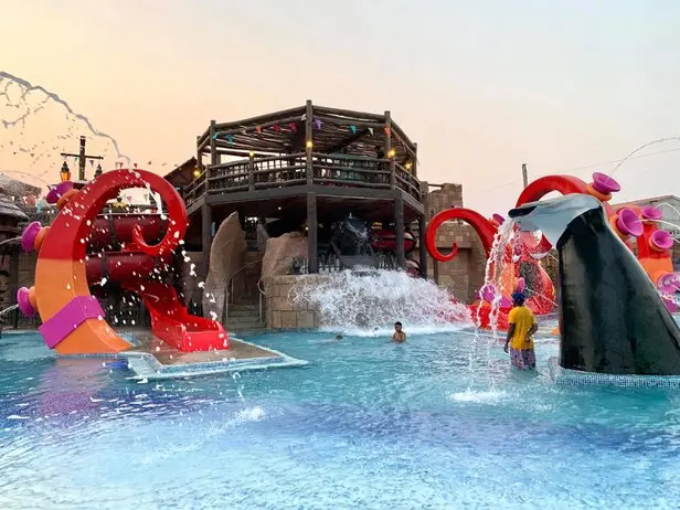 theme disco pub project development  <br />