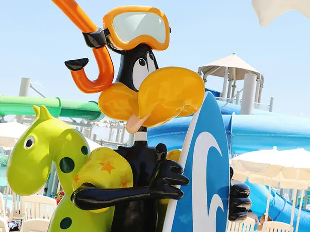 entertainment theming Warner Bros Madrid  <br />