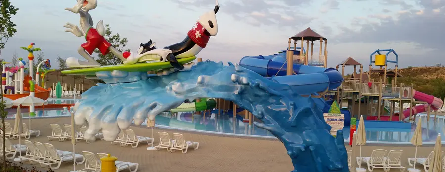 thematic development Parque Warner  