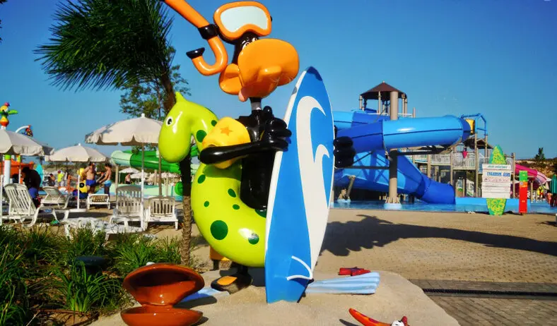 design and build of themed environments Warner Park  <br />