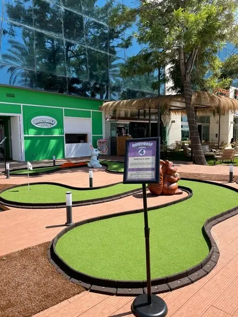 custom small mini golf courses  