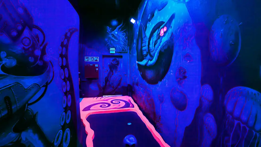 immersive glow golf experience  