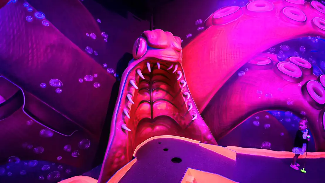 themed mini golf construction  