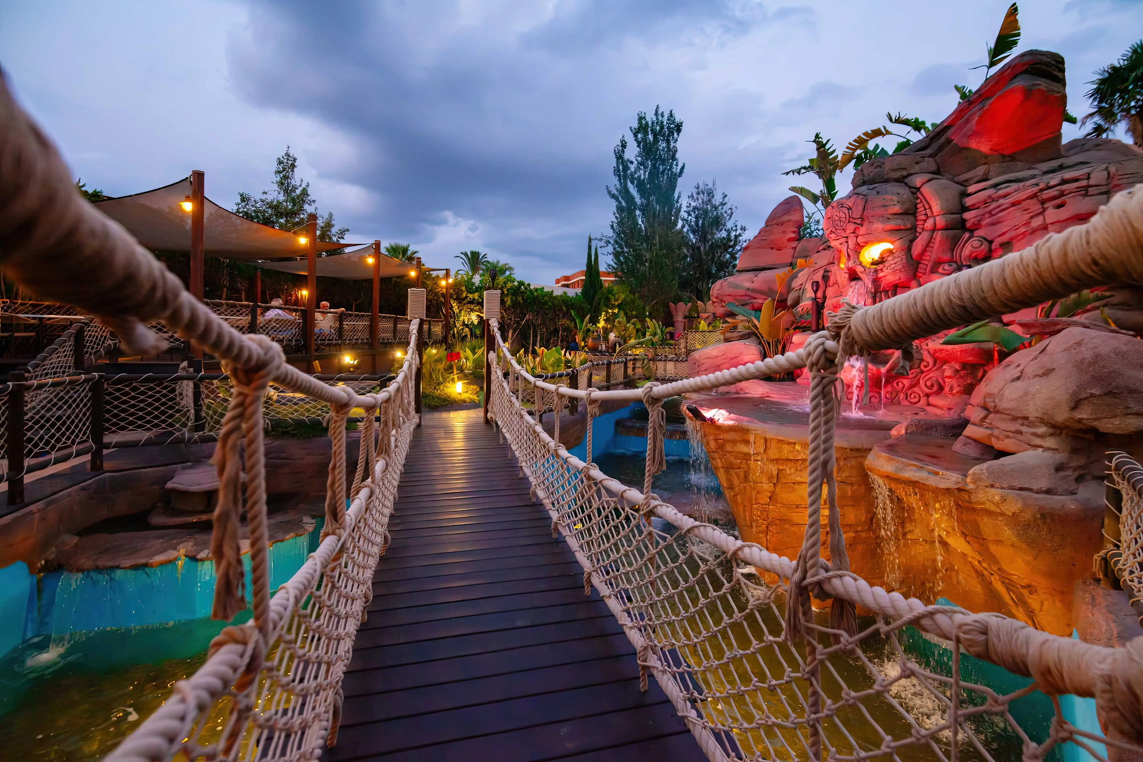 creative course construction mini golf course design