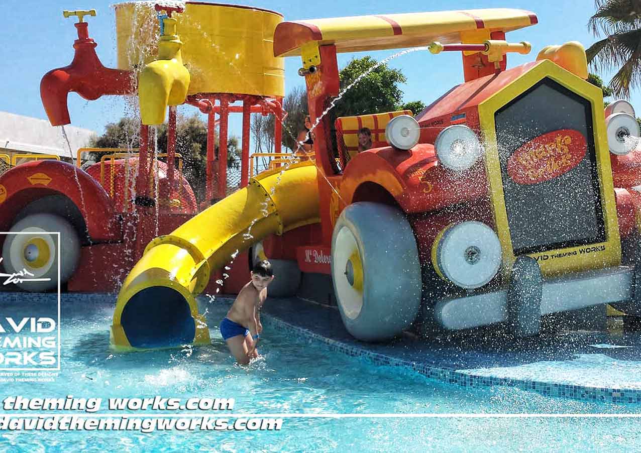 PISCINAS DE TOBOGANES tematicas