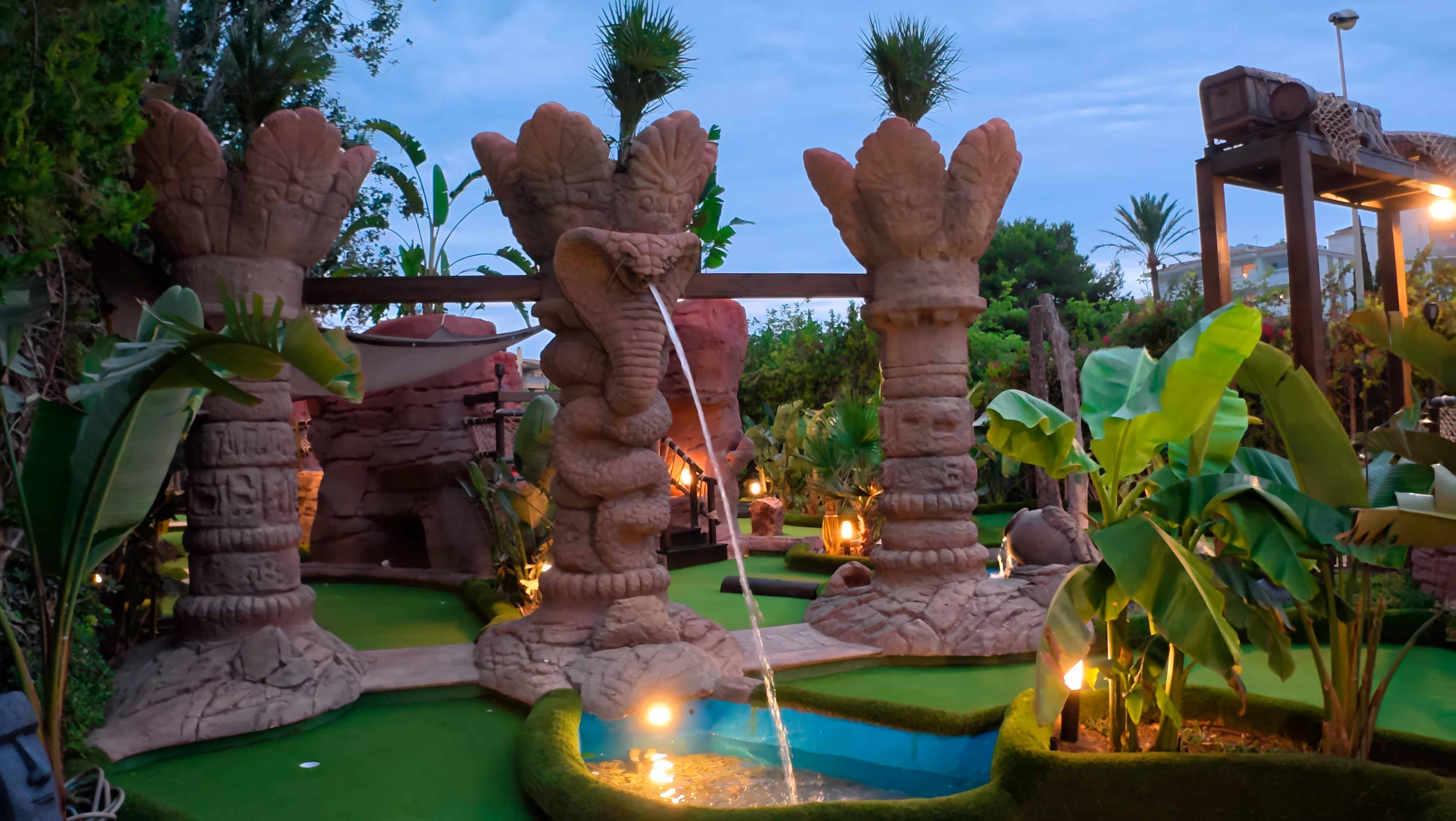 Escultura decorativa ecultura monumental