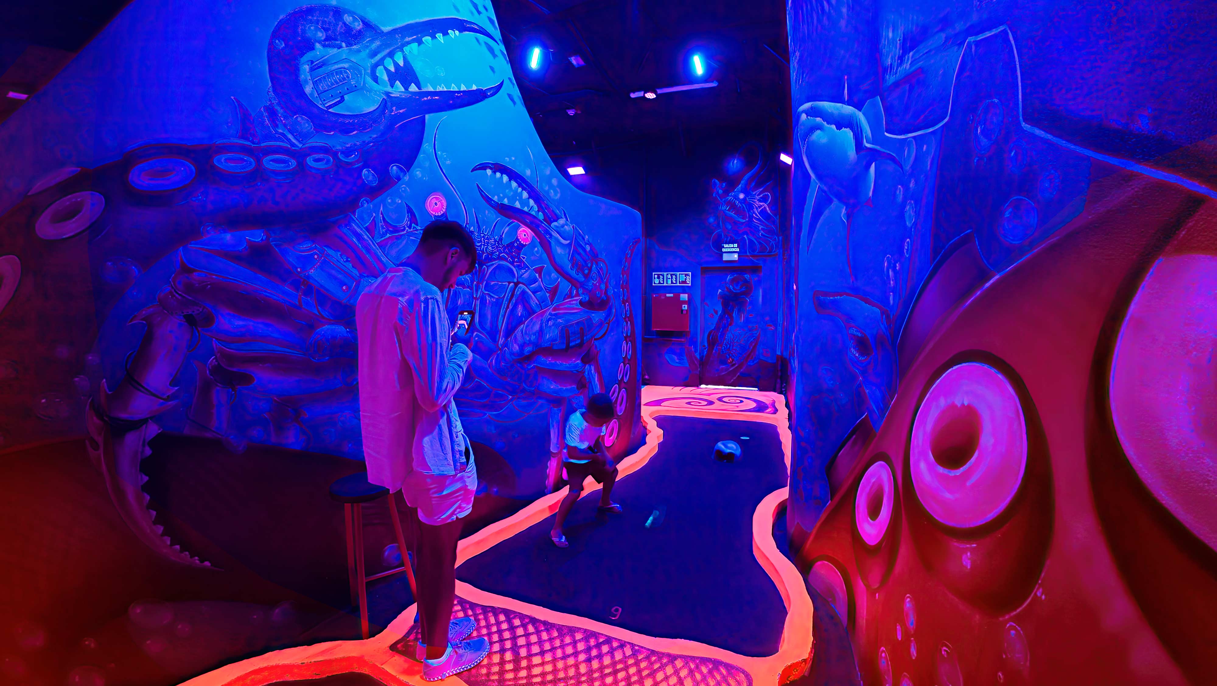 presupuesto para minigolf indoor o outdoor construcción de campo de minigolf aventura con tematización