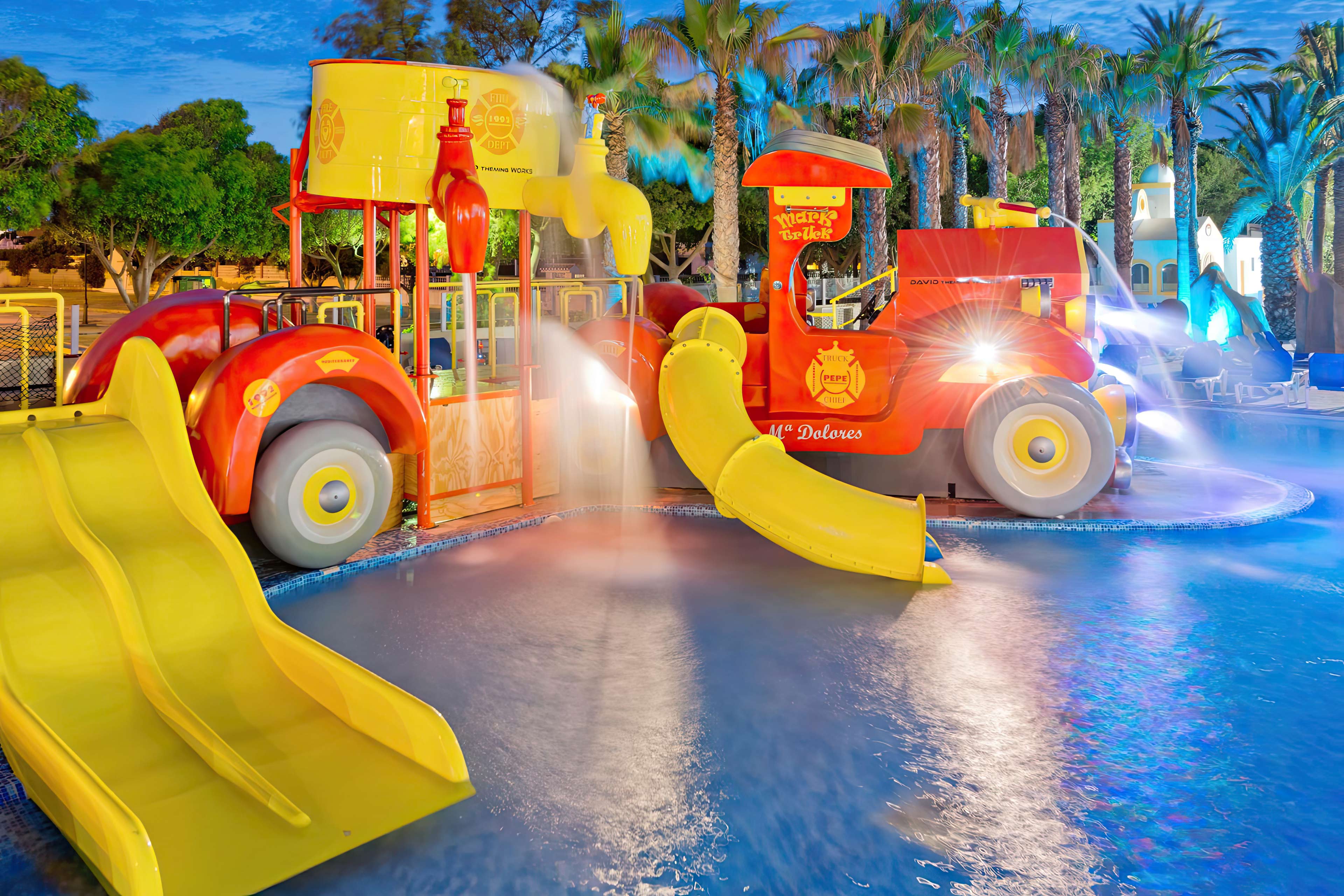 proveedor de juegos de agua infantiles personalizados diseño de estructuras acuáticas para niños
