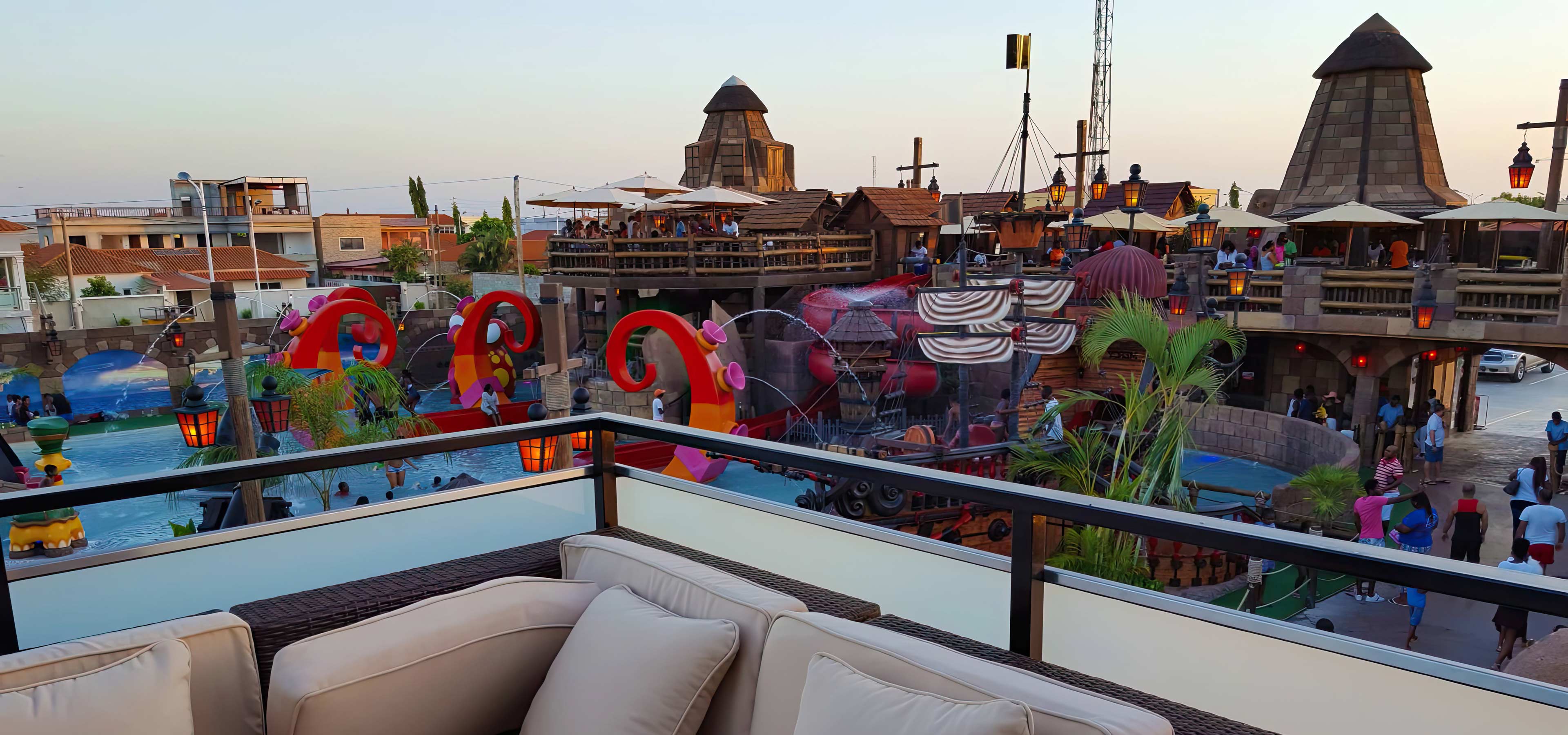 tematización de piscinas infantiles decoración náutica para piscinas